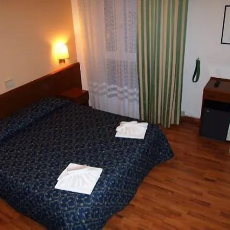 Mediterraneo 페자로