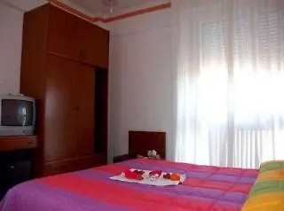 Mediterraneo 3* 페자로