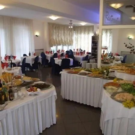 メディテラネオ 3* ペザロ