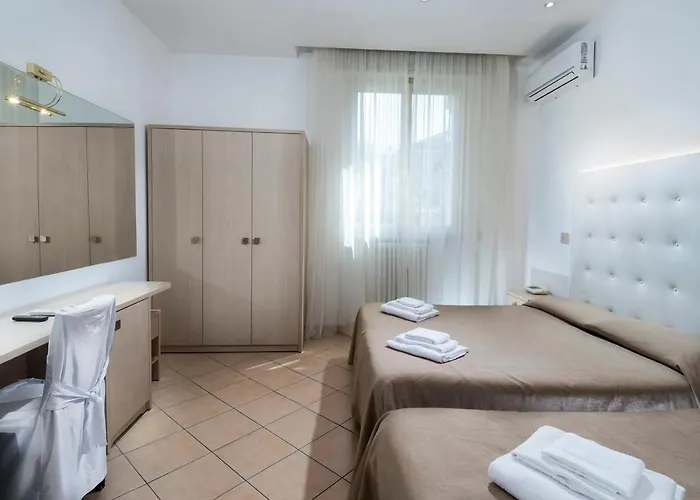 Mediterraneo Hotel 3*